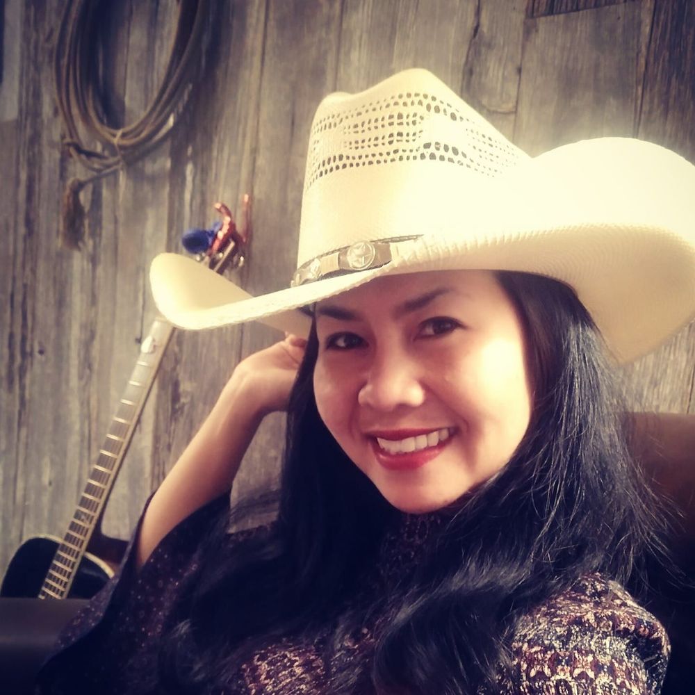 Meet your Posher, Chalisa